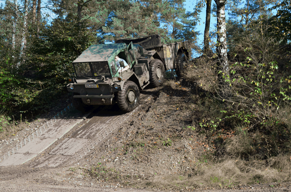 Image:Offroad in Wesendorf 2014