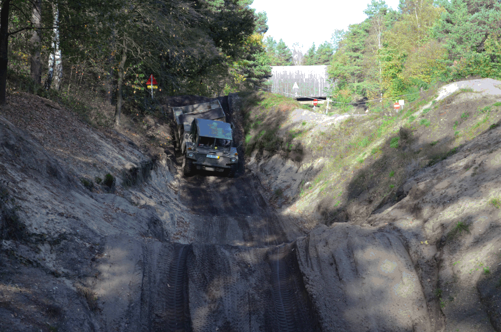Image:Offroad in Wesendorf 2014